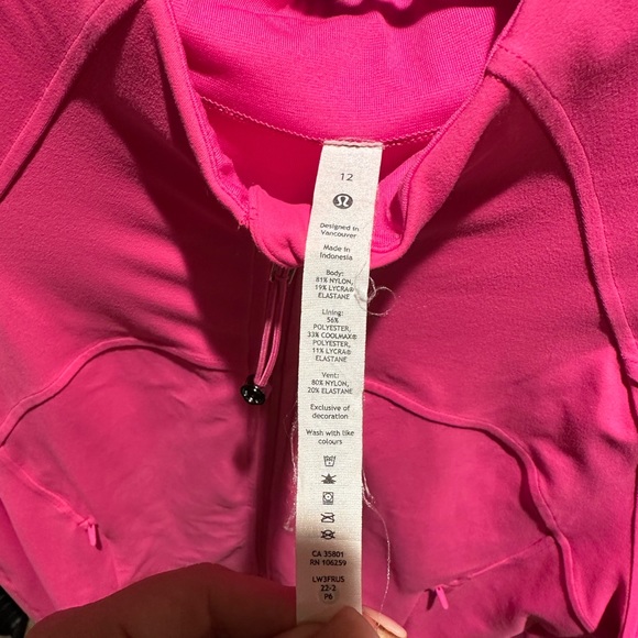 NWB CROPPED LULU LEMON DEFINE JACKET - Picture 5 of 5